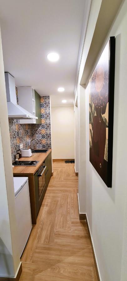 2V1 - Center Apartment 1 Tirana Exteriör bild